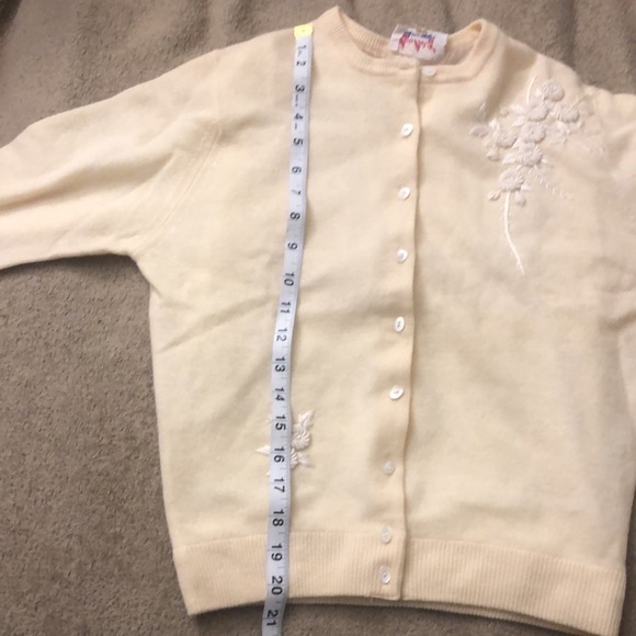 Charles & co yellow floral button up sweater size small​ - Picture 12 of 12